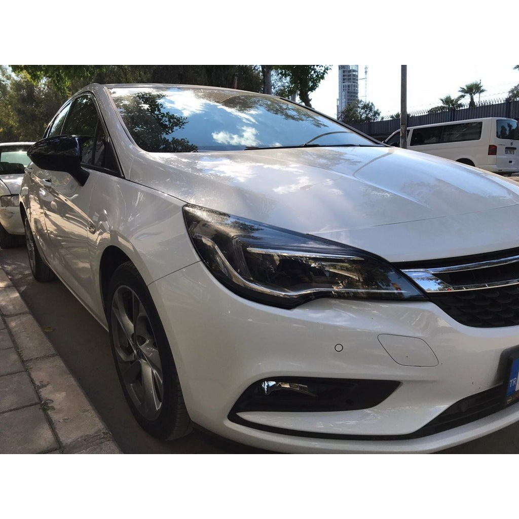 Nakładki na Lusterka do Opel / Vauxhall Astra K (2015+) – Bat Model Bright Black