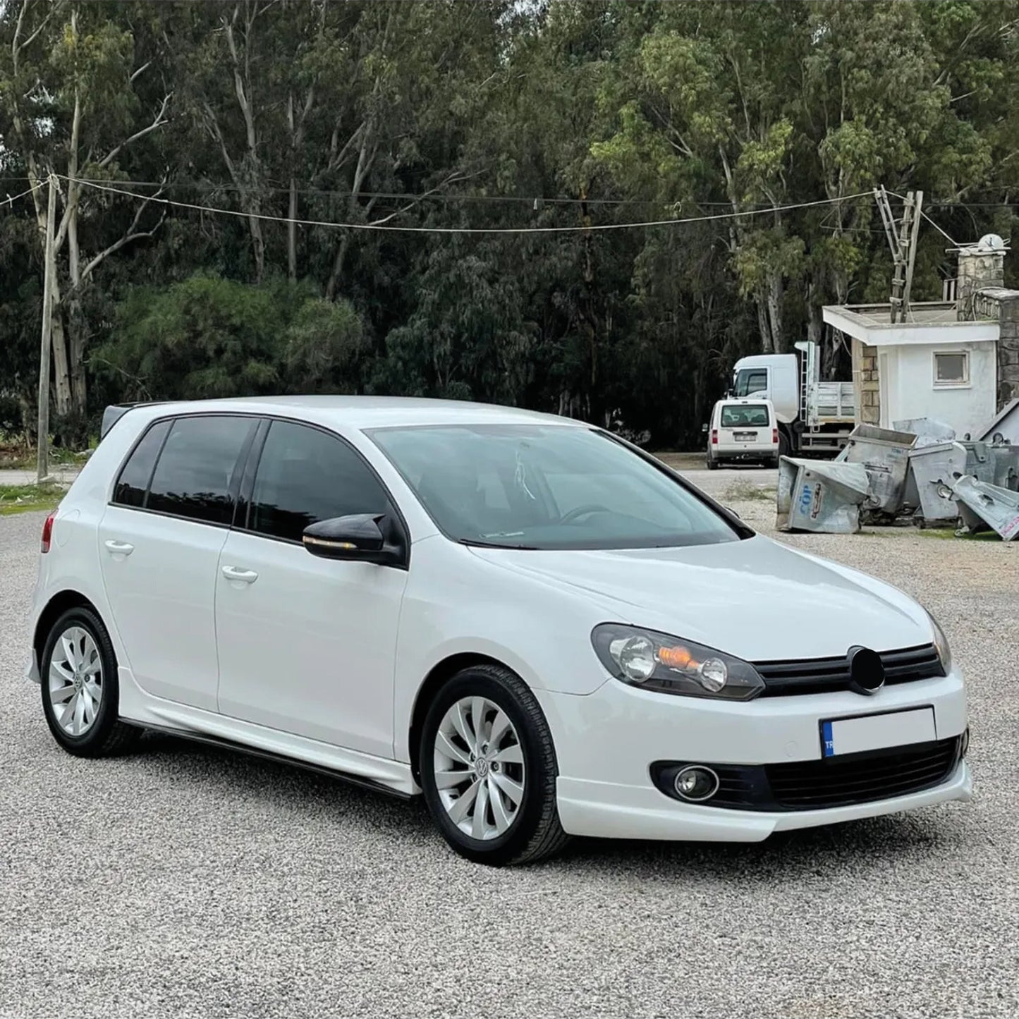 Nakładki na Lusterka do VW Golf 6 MK6 (2008–2012) – Bat Model Bright Black
