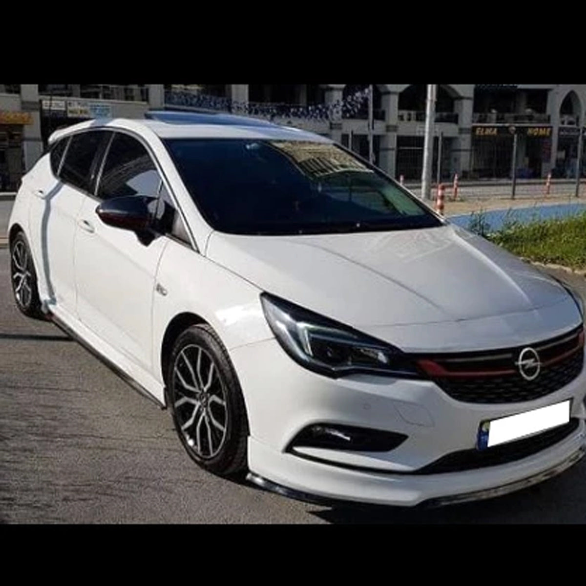Nakładki na Lusterka do Opel / Vauxhall Astra K (2015+) – Bat Model Bright Black