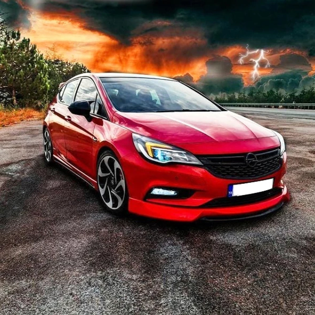 Nakładki na Lusterka do Opel / Vauxhall Astra K (2015+) – Bat Model Bright Black